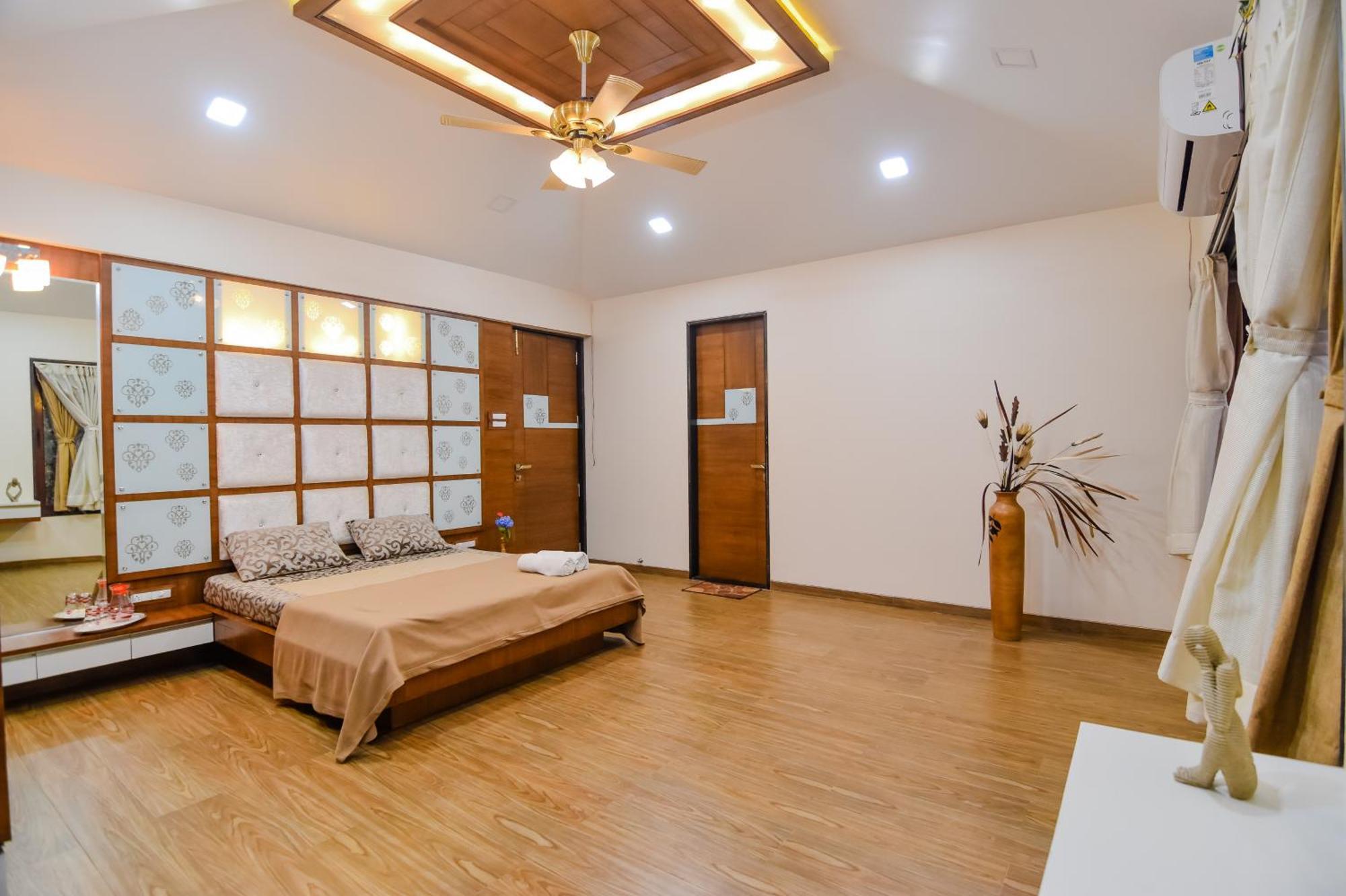 Lifeline Villas - Luxurious Taraangan 4 Mountain View Villa With Biggest Pool And Huge Open Area โลนาวาลา ภายนอก รูปภาพ